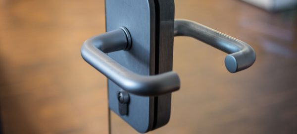 CREATOR: gd-jpeg v1.0 (using IJG JPEG v62), quality = 82